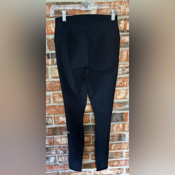 ALO Yoga Women's Ripped warrior black Leggings - Picture 3 of 12